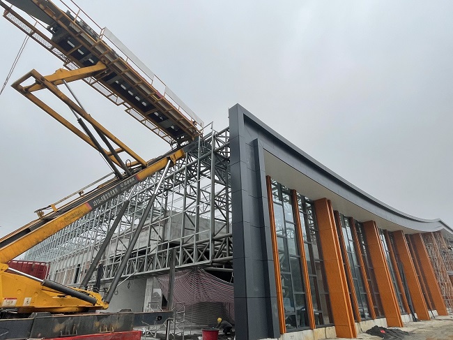 鳳凰高鐵站0.8mm厚屋面板